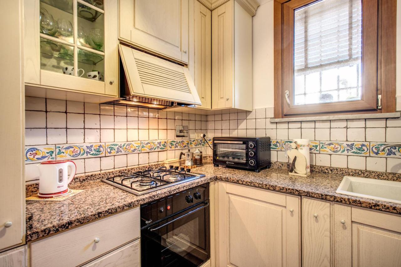 Fresh House Monti Apartment Рим Екстериор снимка
