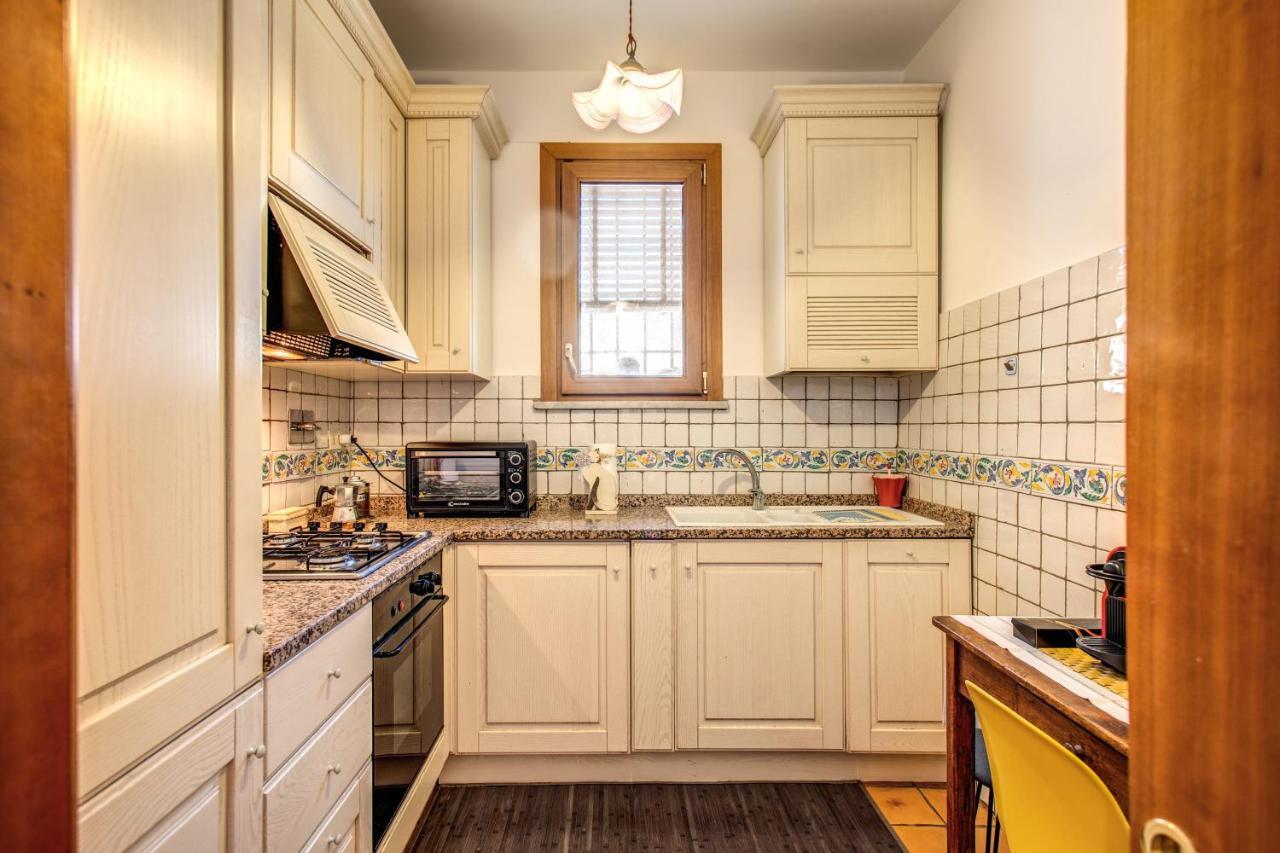 Fresh House Monti Apartment Рим Екстериор снимка